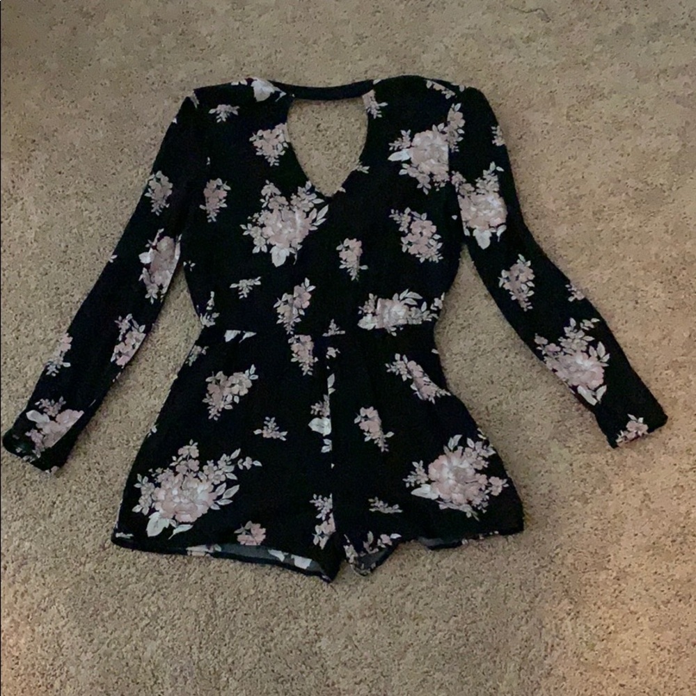 Long sleeve black romper